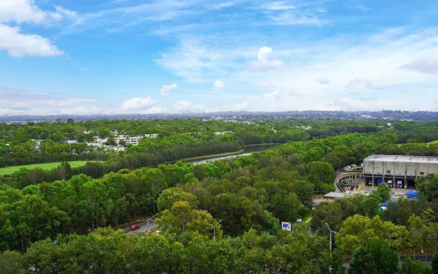 Metawisebnb Executive 2-bedroom Stadium View Apartment W Parking