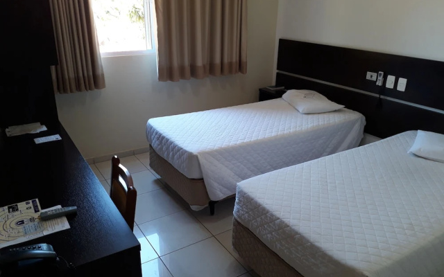 Cristal Palace Inn