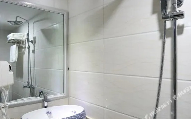 Yuting Hotel (Changsha IFS International Financial Center Wuyi Square Subway Station)