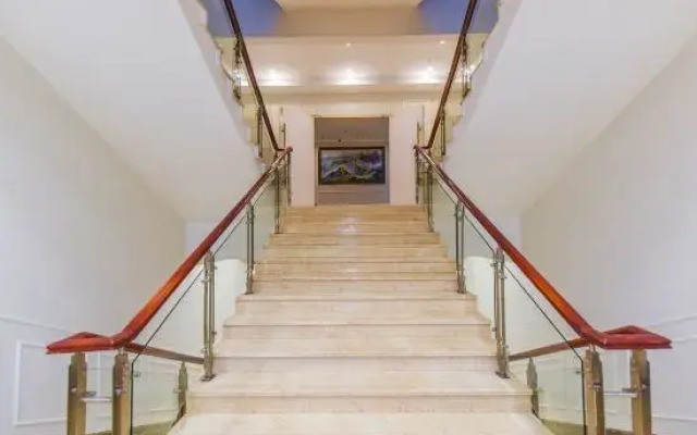 England Hotel (Rongchang Stadium Branch)