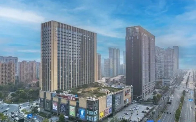 Slow Walk Hotel (Xiasha Impression City)