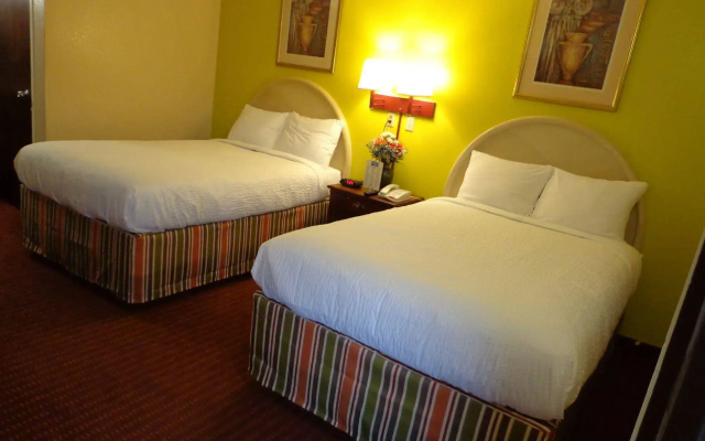 Economy Inn Express Warren