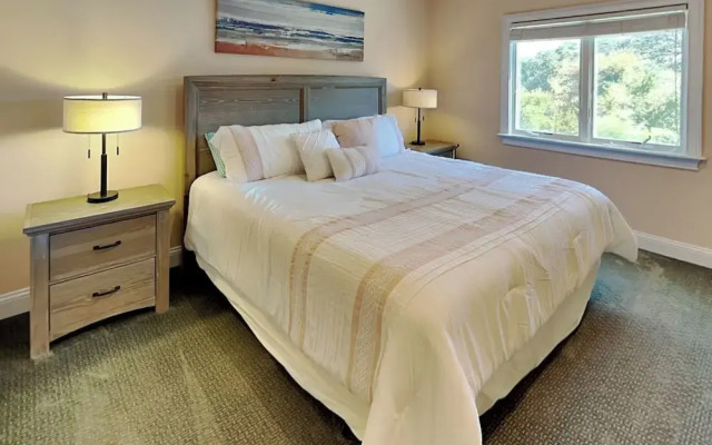 Shady Beaches by Topsail Realty