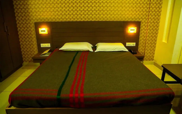 Iroomz Hotel Pawan