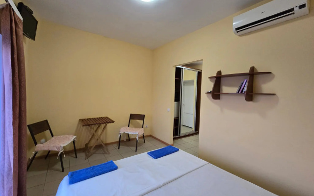 Pirat Hotel (Пират)