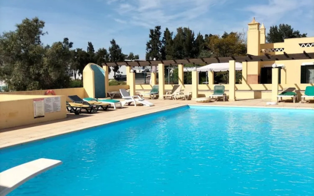 T2 Vila Bairos A C Piscina e Garagem Vilamoura