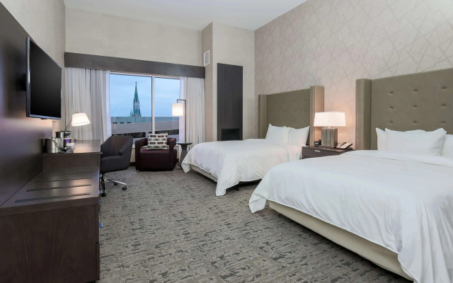 DoubleTree by Hilton Evansville