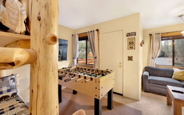 Inn Between Pines#1411