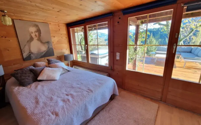 5 BR Gstaad Paradise View Chalet With Outdoor Jacuzzi