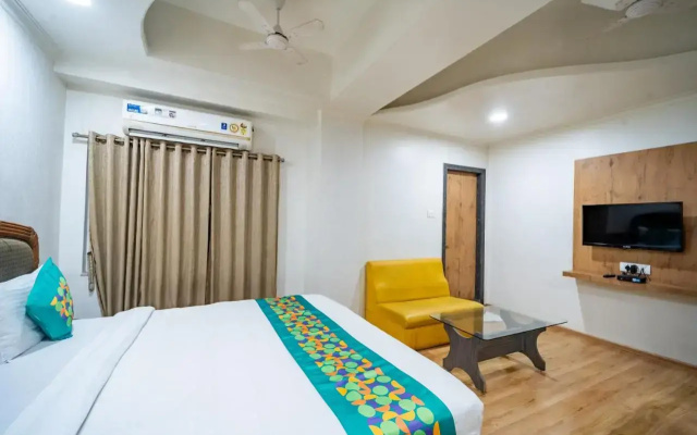 Treebo Kamal Regency, Near Bhopal Junction Railway Station