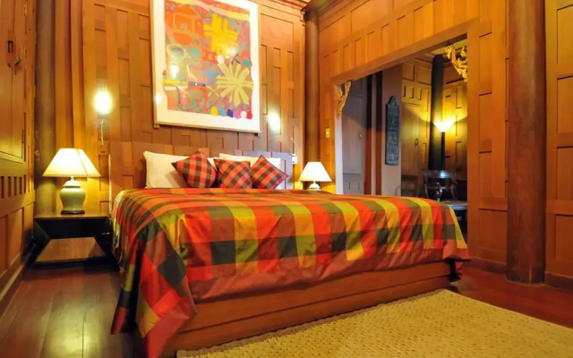 Chakrabongse Villas