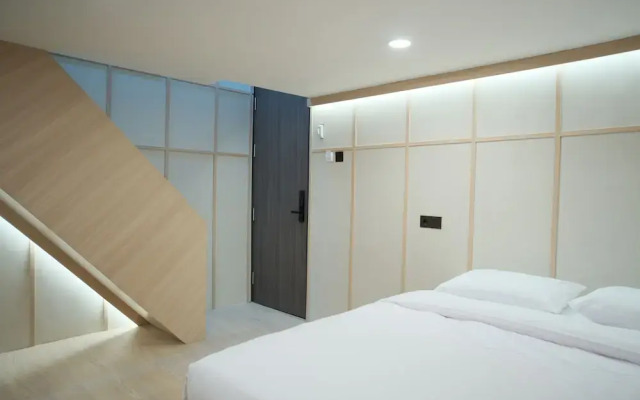 INSAHAUS Guest House Malang