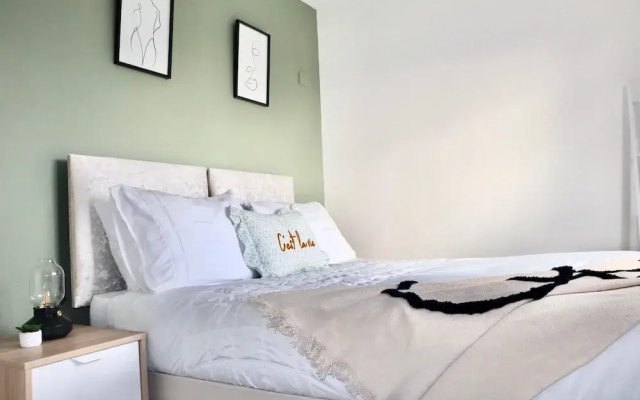 Stunning 1 Bedroom Apartment in Central London