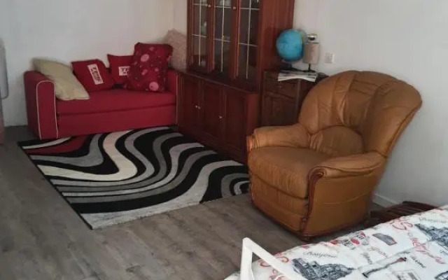 Joli Maison Calme 10 Mn de Paris St Lazare