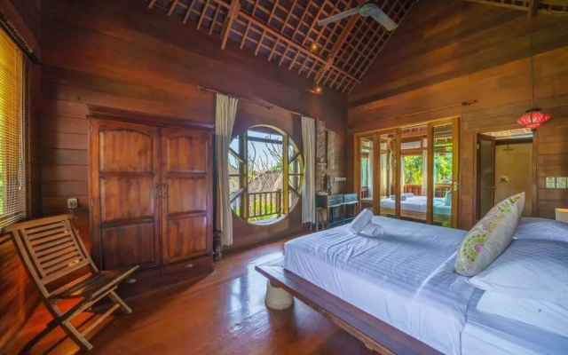 Villa Santhi
