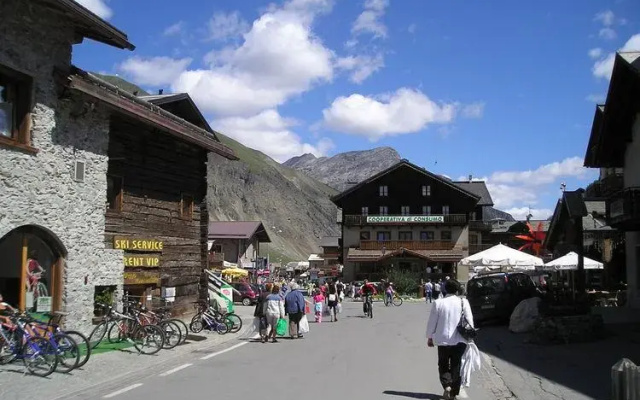 Beautiful Holiday Home in Livigno Italy near Ski Area