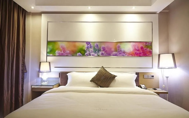 Lavande Hotel Sanya Bay Jixiang Street Branch