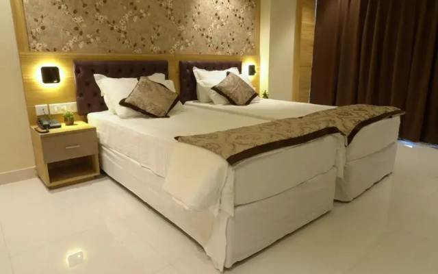 Click Hotel Capital House