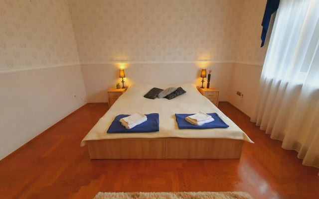 Adel Apartman