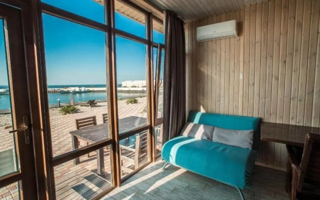 Prichal 80 Hotel