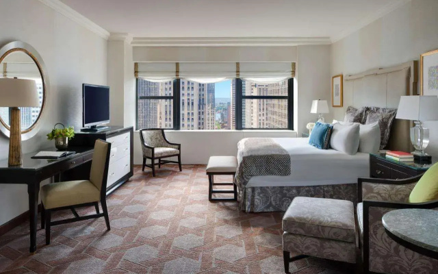 The Towers at Lotte New York Palace