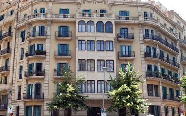 Отель Hostal Que Tal вид на фасад