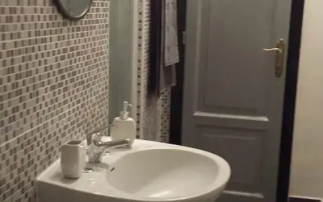 La Cornice Guest House
