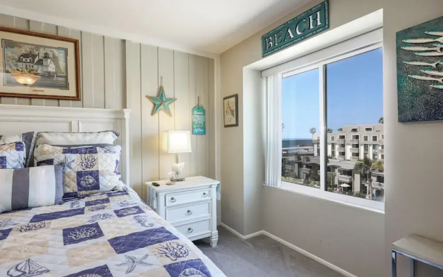 Oceanside Beach Condo