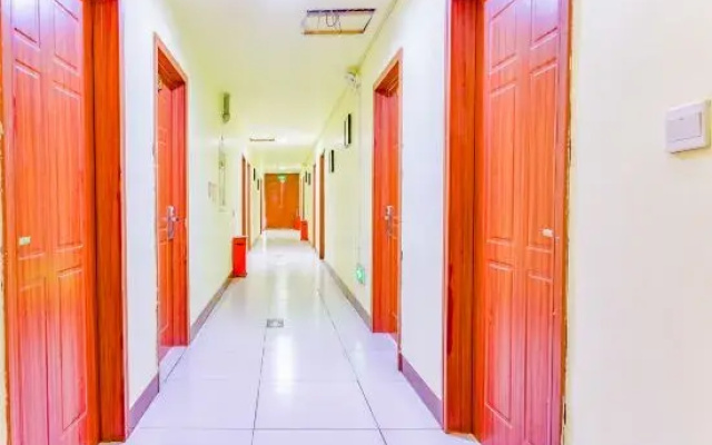Zibo Zhanbo Business Hotel