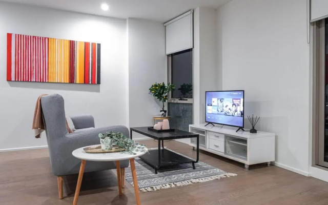 City view 2BR2BA Maribyrnong +wifi+park+balcony