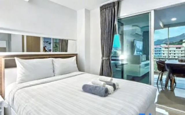 Kris - Modern Spacious 2 Bedrooms Condo With Pool