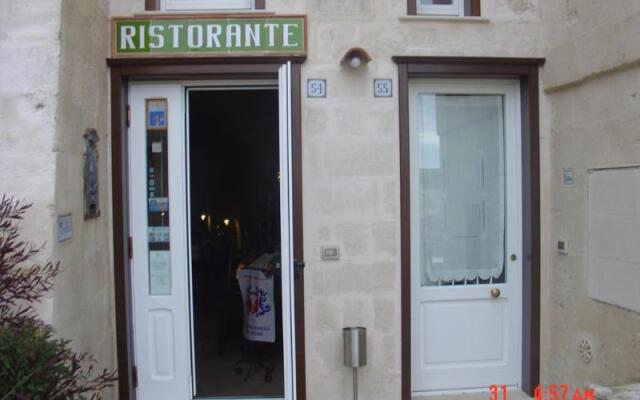 Отель Residence San Pietro Barisano Рокка Империале вид на фасад