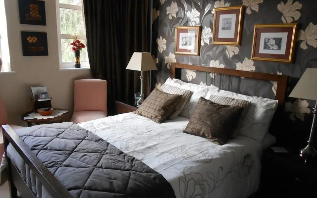 White Lodge