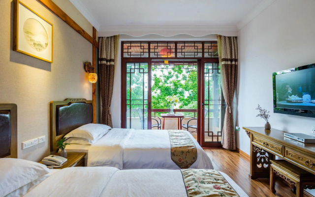 Yangshuo Riverview Hotel