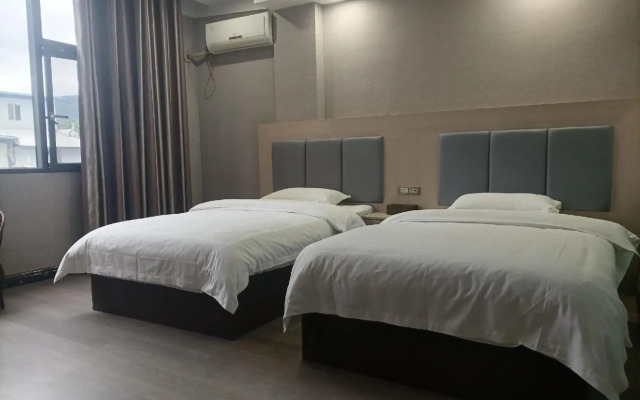 Yanhe Haina Hotel