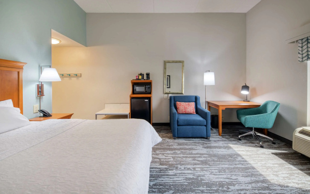 Hampton Inn Wilmington - University Area/Smith Creek Station
