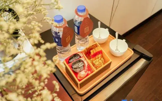 Parkview Hotel (Xinxiang Hongrun Xinyuecheng Heping Road Branch)