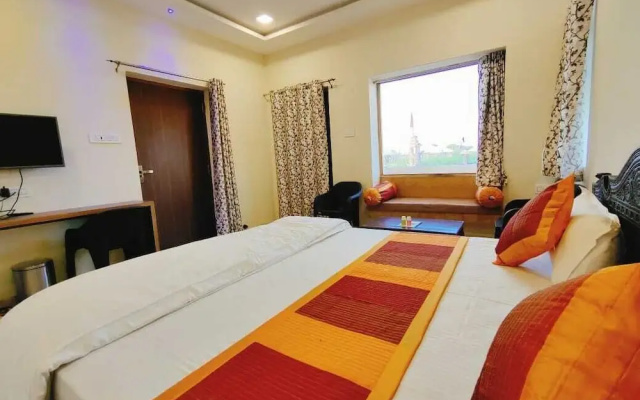 Moonlight Nature Resort & Camps