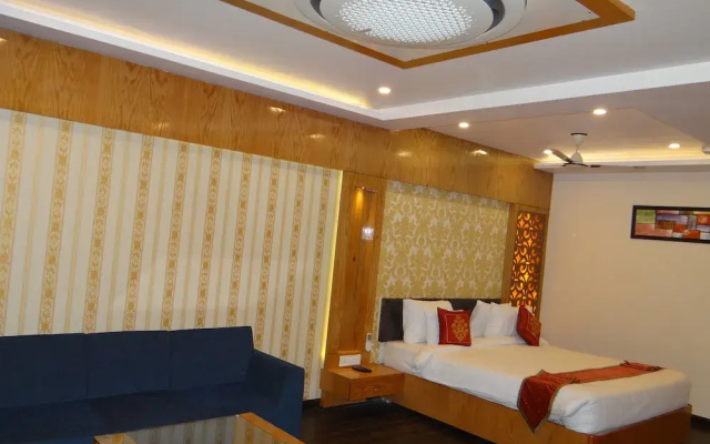 Hotel Tridev