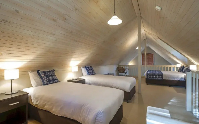 Tarascon Ridge Estate
