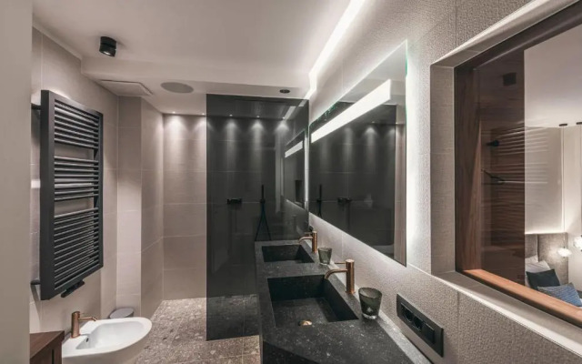 Apartment 901