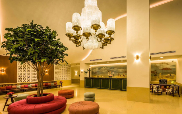 Курорт Andaz Miami Beach Resort & Spa