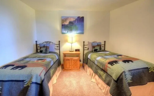 Scenic Wonders Treetops Cabin 2 Bedrooms