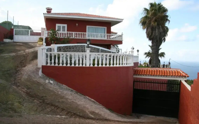 Paseo Mirabal