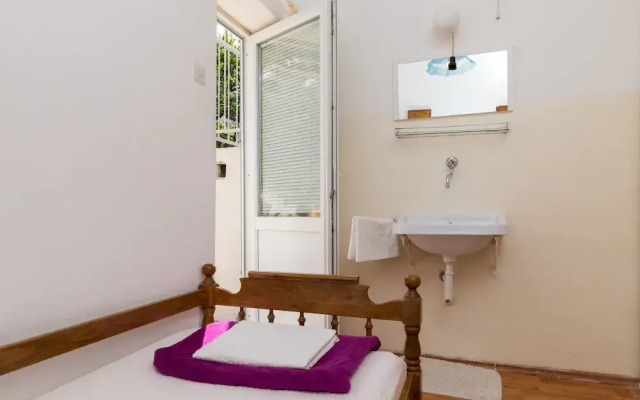 Guest House Bradas