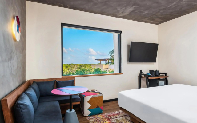 Aloft Tulum