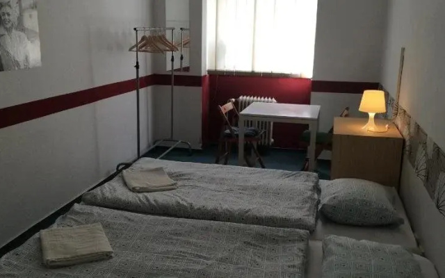 Charles Square Hostel