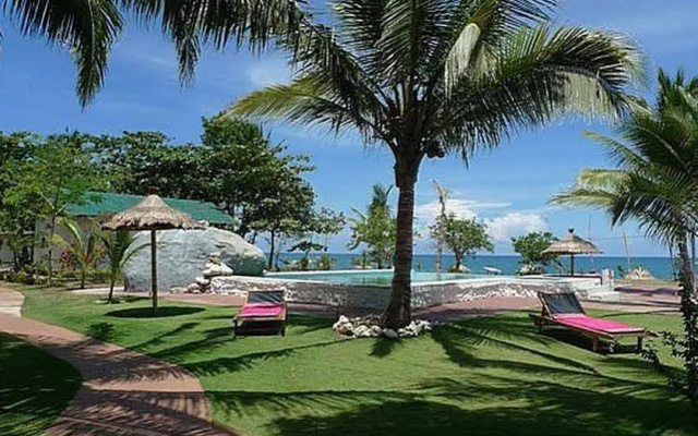 Apo Reef Club