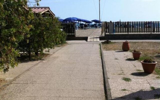 Отель Homeholiday Marinella Италия, Сарцана - отзывы, цены и фото номеров - забронировать отель Homeholiday Marinella онлайн