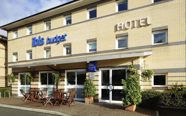 Hotel ibis Budget London Barking вид на фасад